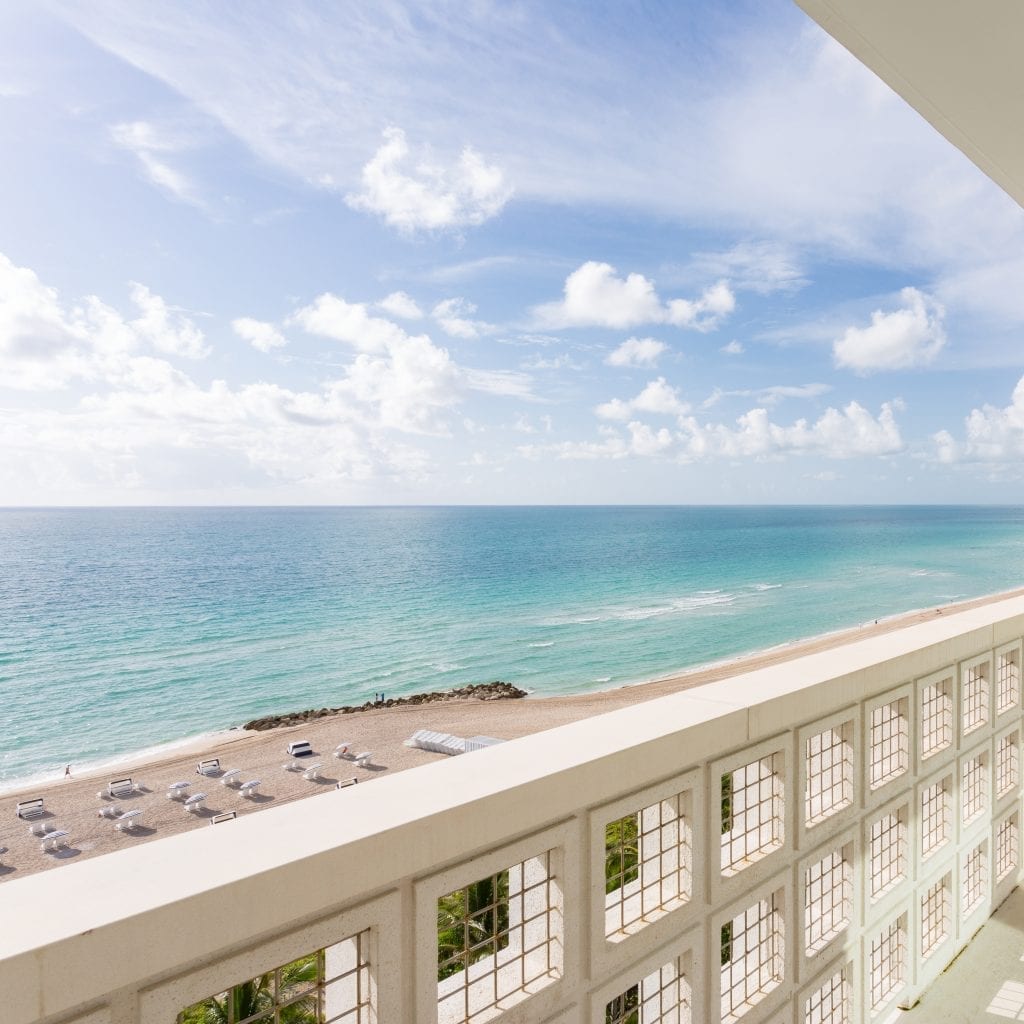 Balcón del penthouse del Miami Beach EDITION