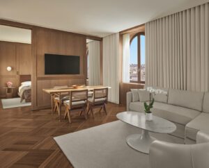 Sala de estar de la suite Skyline