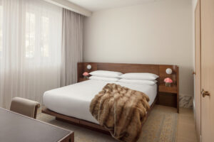 Loft Suite with Mountain view Bedroom